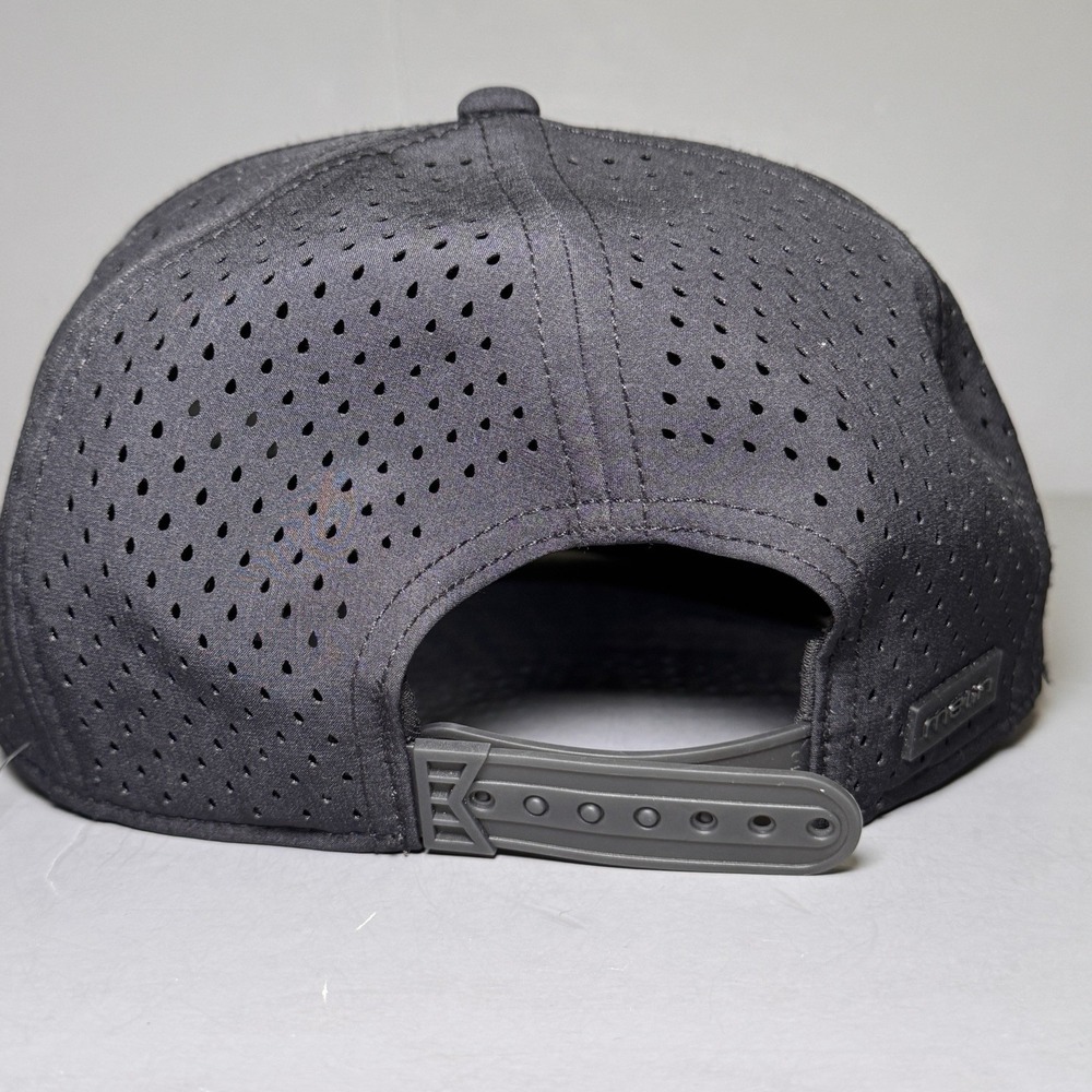 Melin Hydro Trenches Icon Smoke Small Black Snapback Hat Water Resistant NWOT - Picture 6 of 8